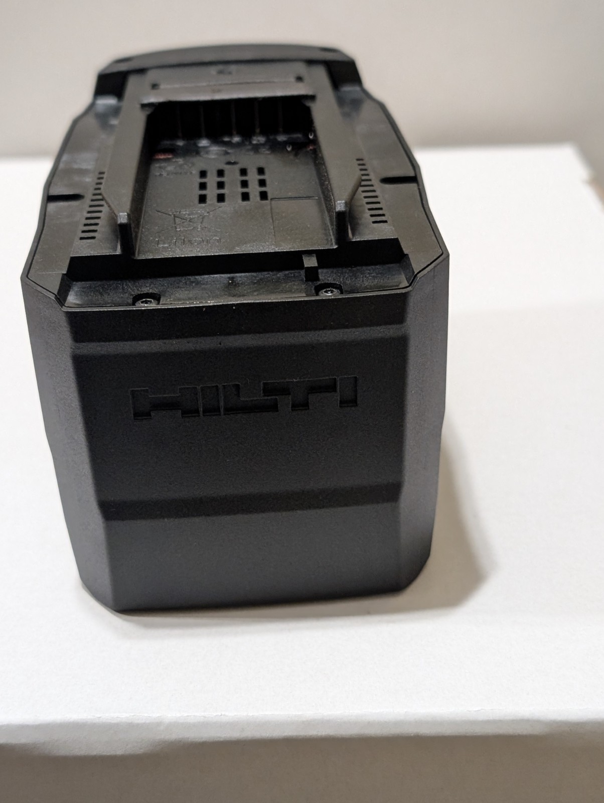 Hilti B36/9.0 AH Li-Ion Battery Brand New In Box – 100% Authentic