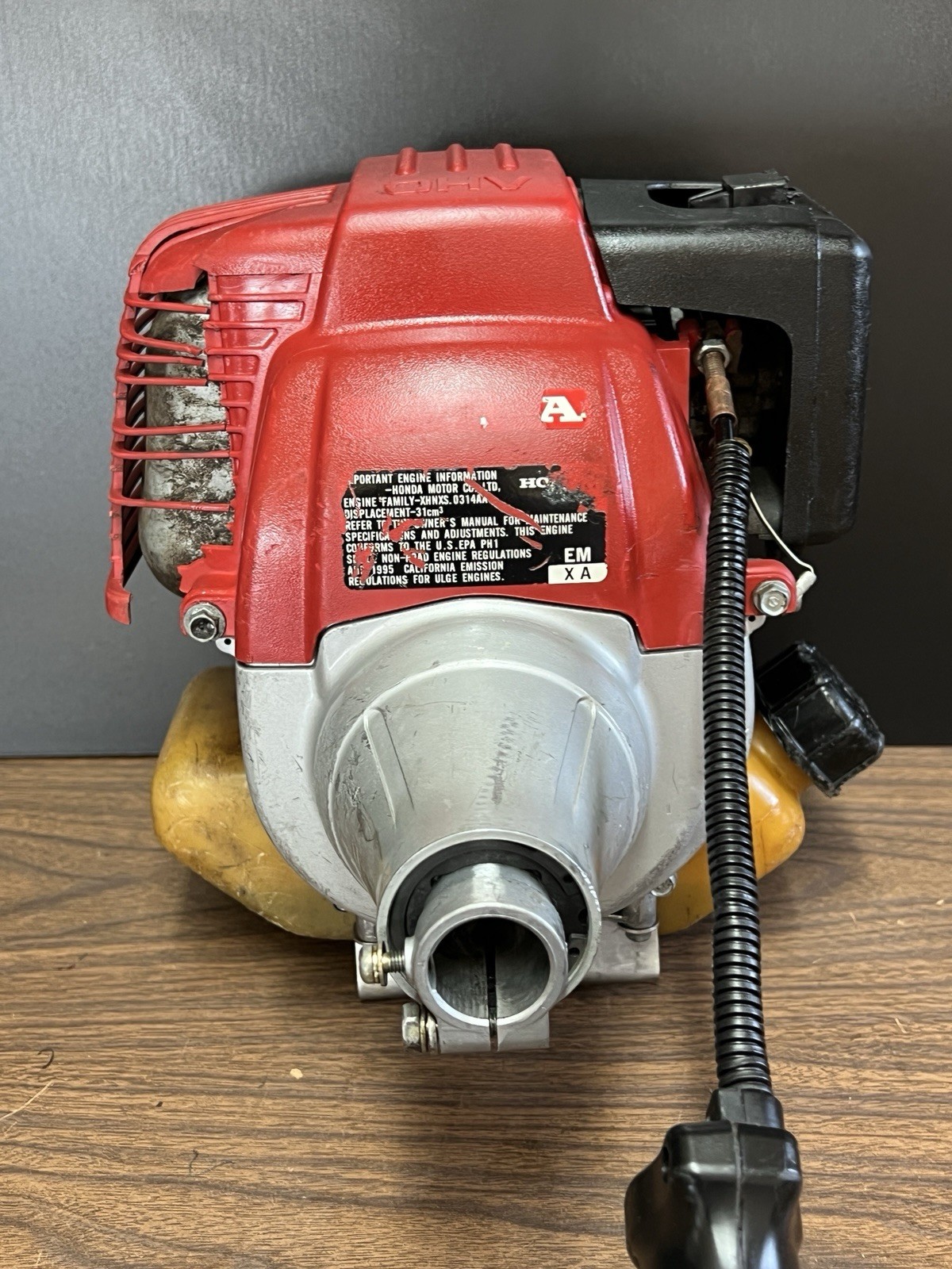 HONDA HHT-31 String Trimmer 31cc Engine Powerhead STARTS RUNS READ NOTES GX31