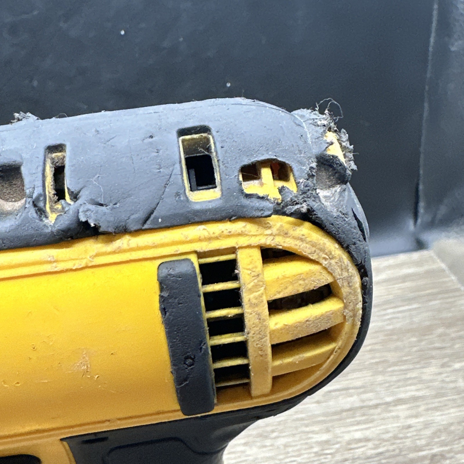 Dewalt DCF885 1/4 Impact Driver Drill Tool Only No Battery Or Charger