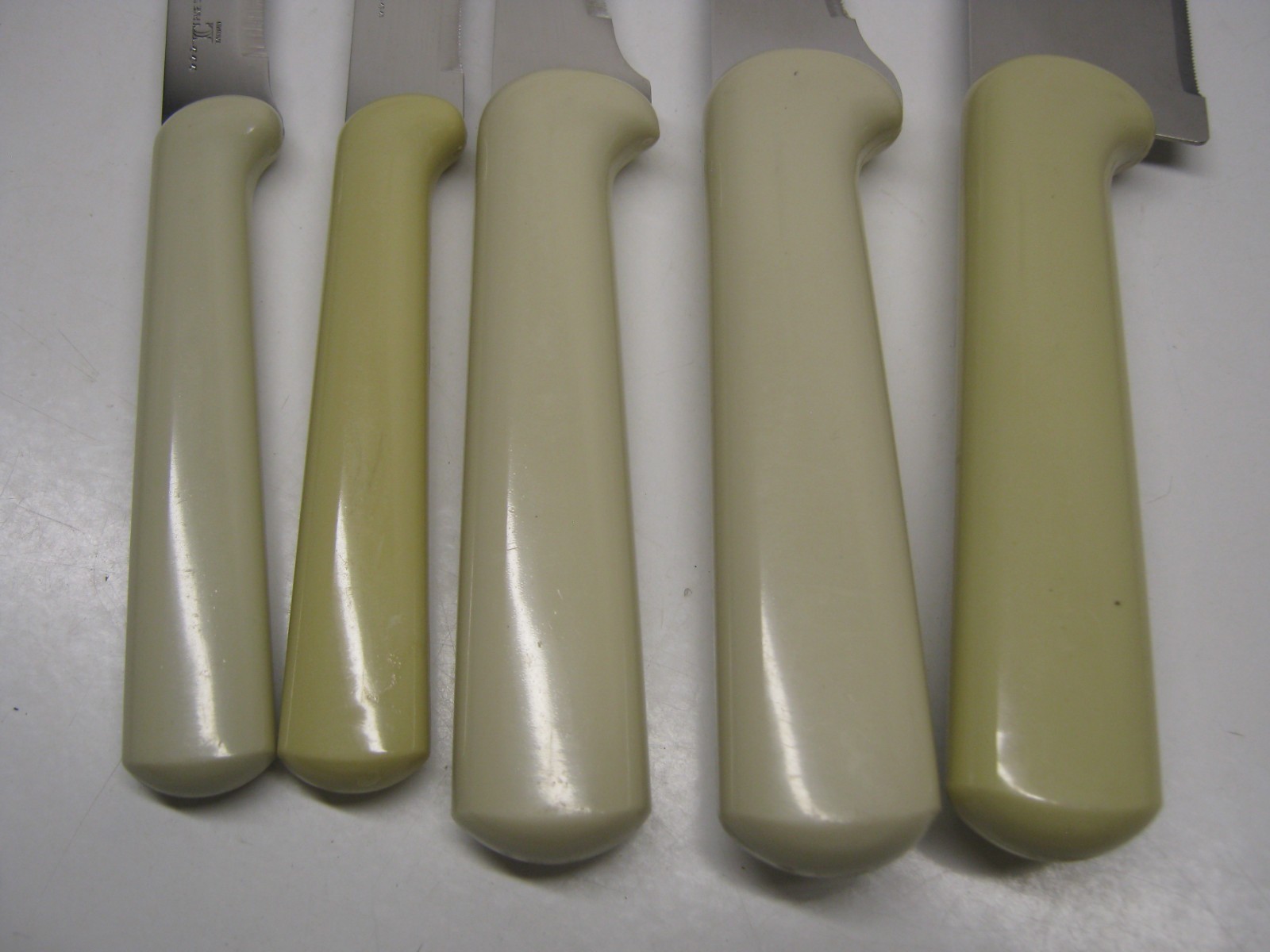 Marmalade Goose Lifetime Cutlery Serrated Chef Knives Set Granny Core w Box