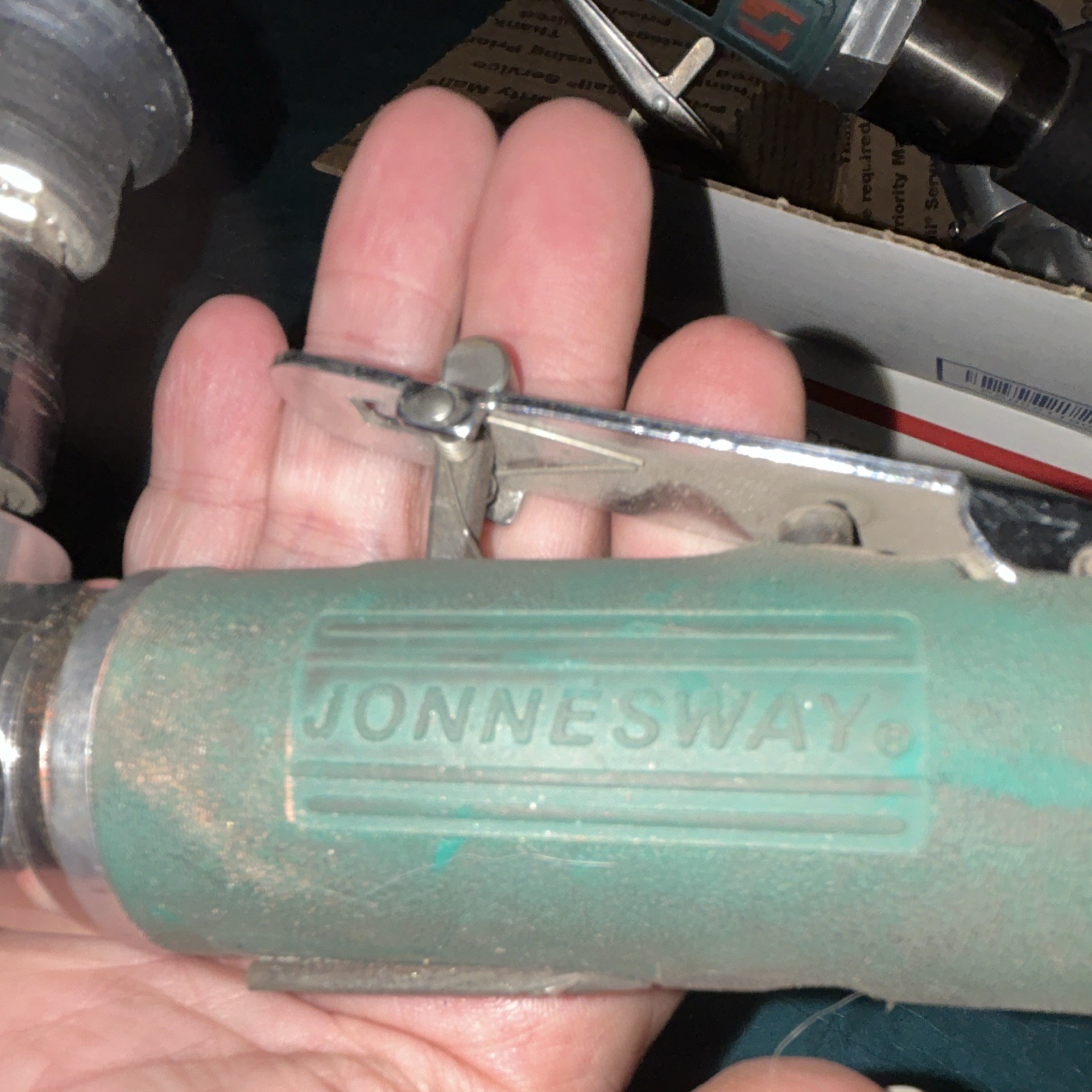JONNESWAY Pneumatic Angle Die Grinder Rotary/Circular Action, Green