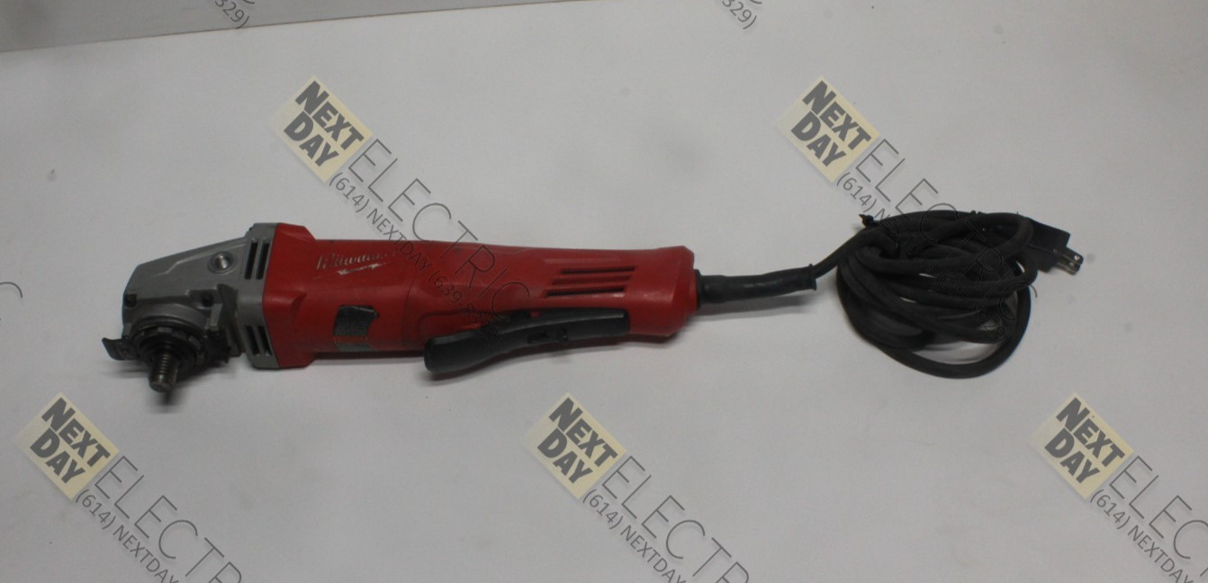 Milwaukee, 6141-31, 4 1/2″ 4.5″ Corded 120v 12000RPM 5/8-11 Grinder