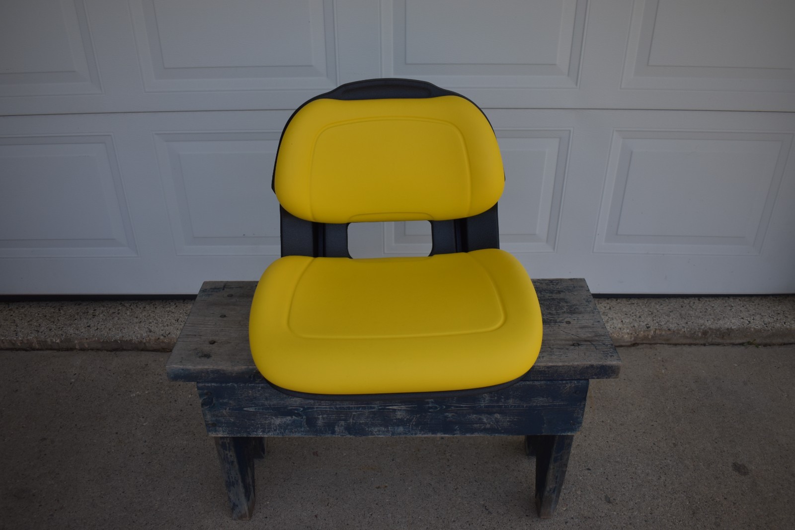 GENUINE John Deere X-Series seat (see description)