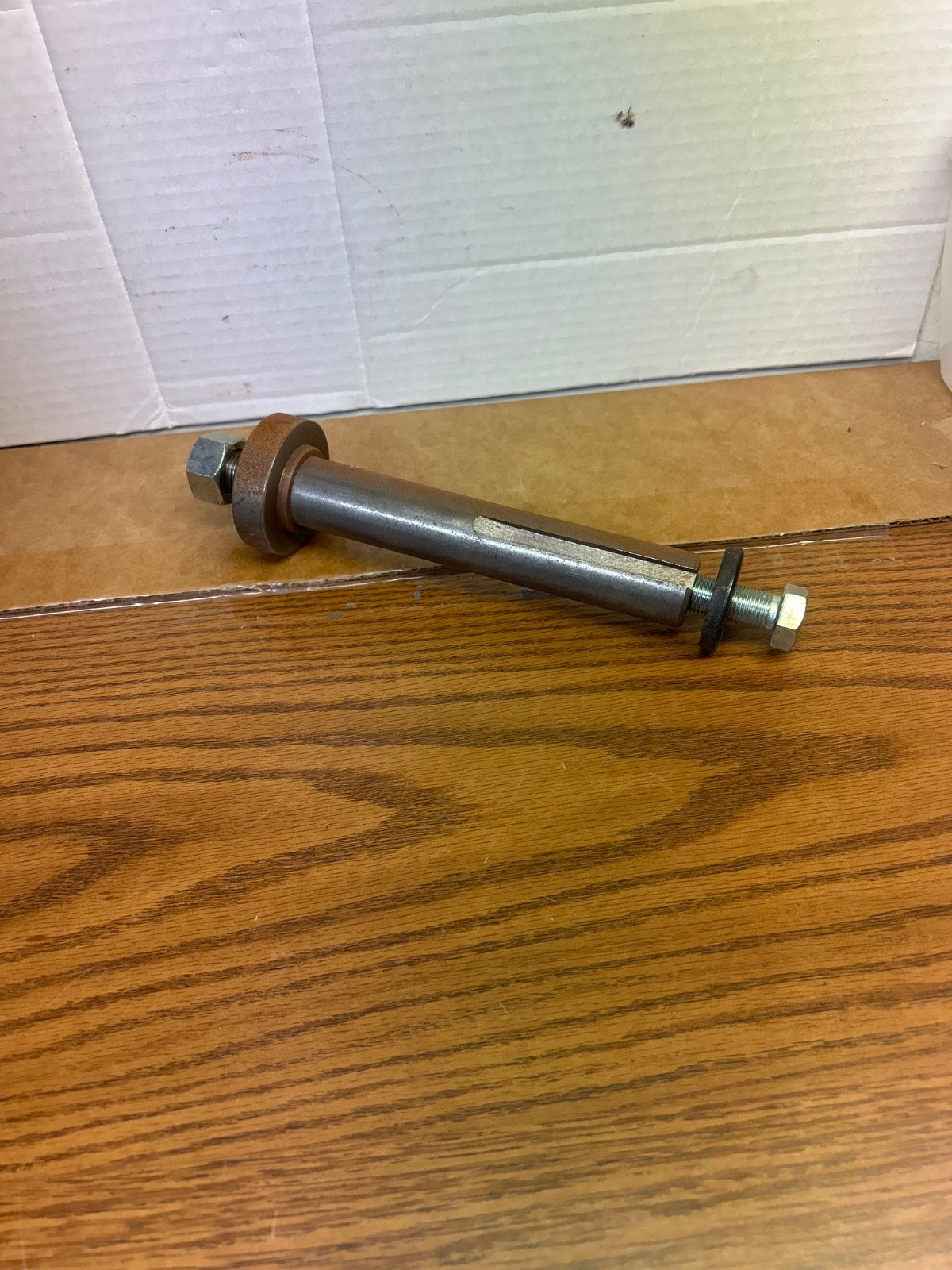 DIXON SPINDLE SHAFT 539119693 READ Description Blade held on with nut