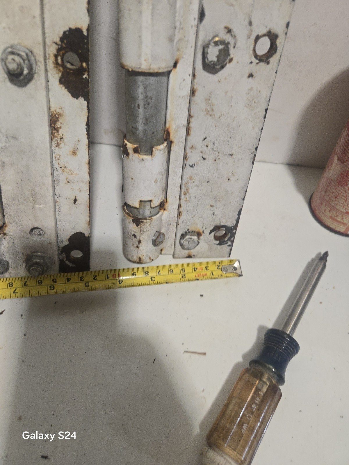 4 in wide 16″ Long Steel Heavy Duty Hinges Knotched To Lock In Place