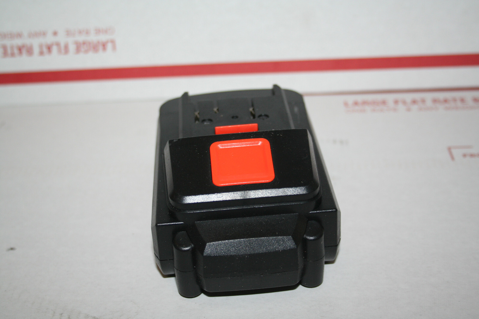 NEW Warrior 18V Lithium Battery Pack 1.3 Ah With LED Status Indicator BIG PLUG