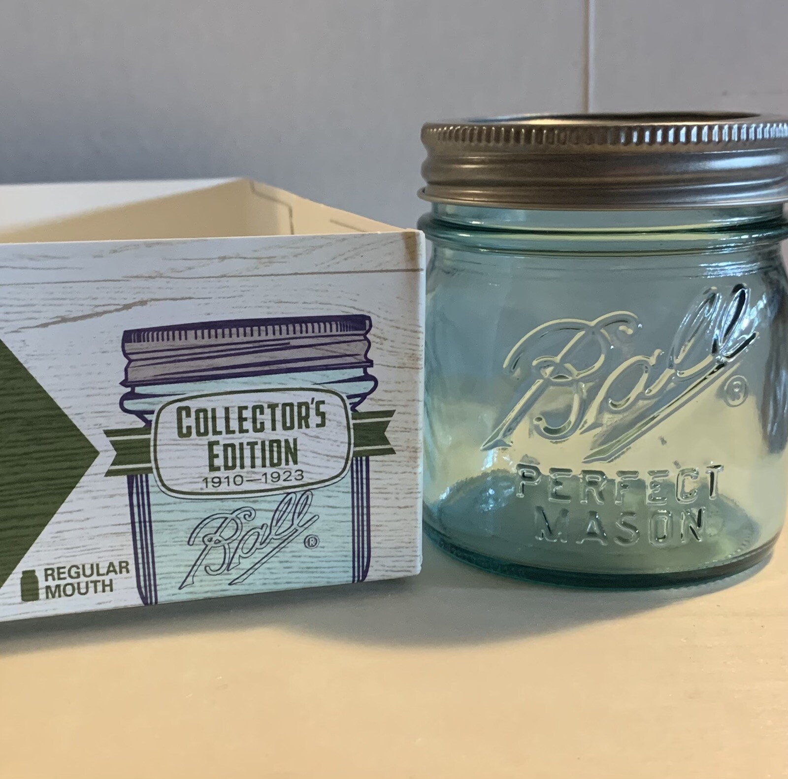 Blue Aqua Ball Half Pint Vintage Mason Jar With Lid And Band Collector’s Edition