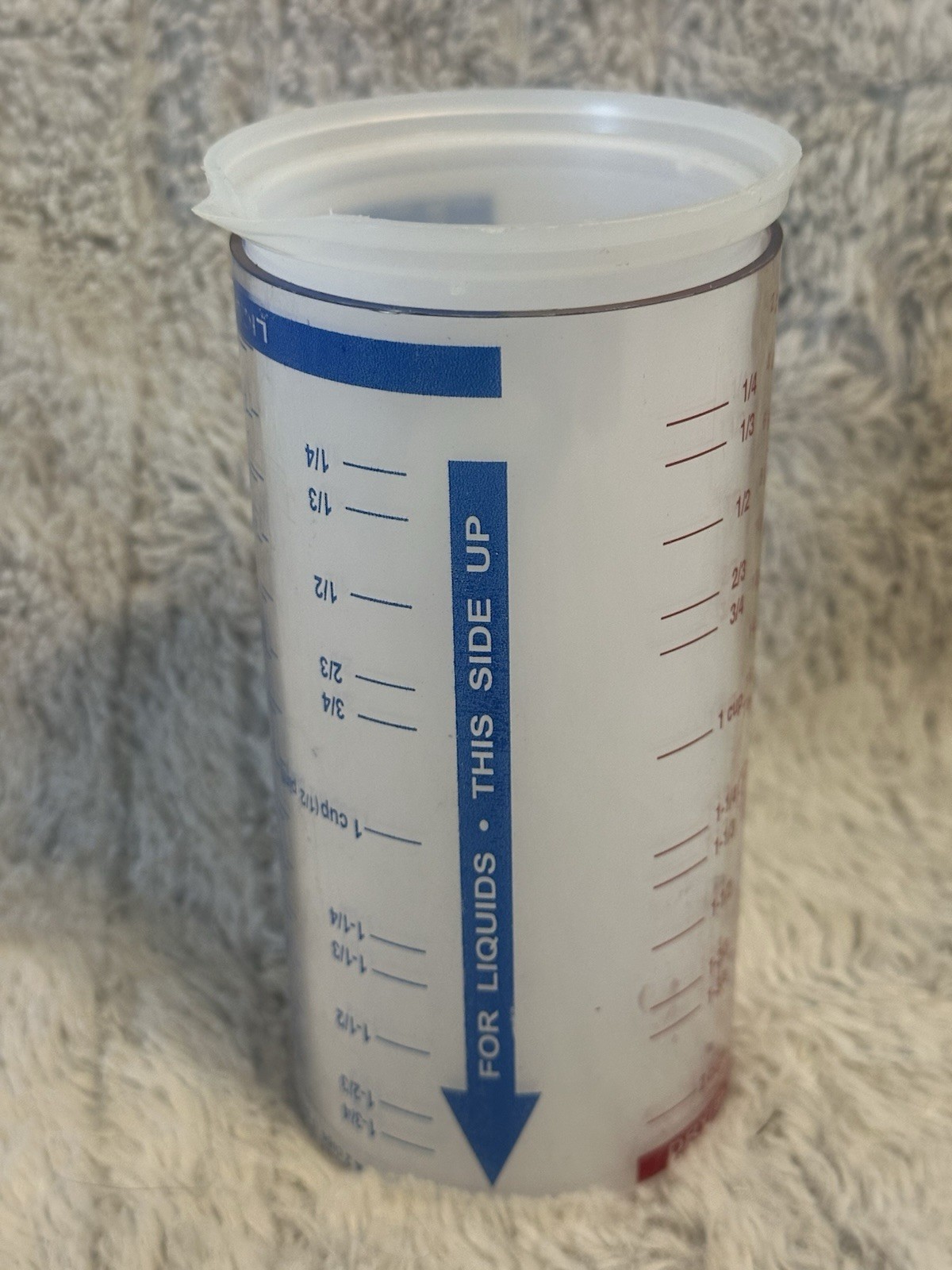 Pampered Chef Measure All Cup 2225 Adjustable Plunger Design, 2 Cup Capacity