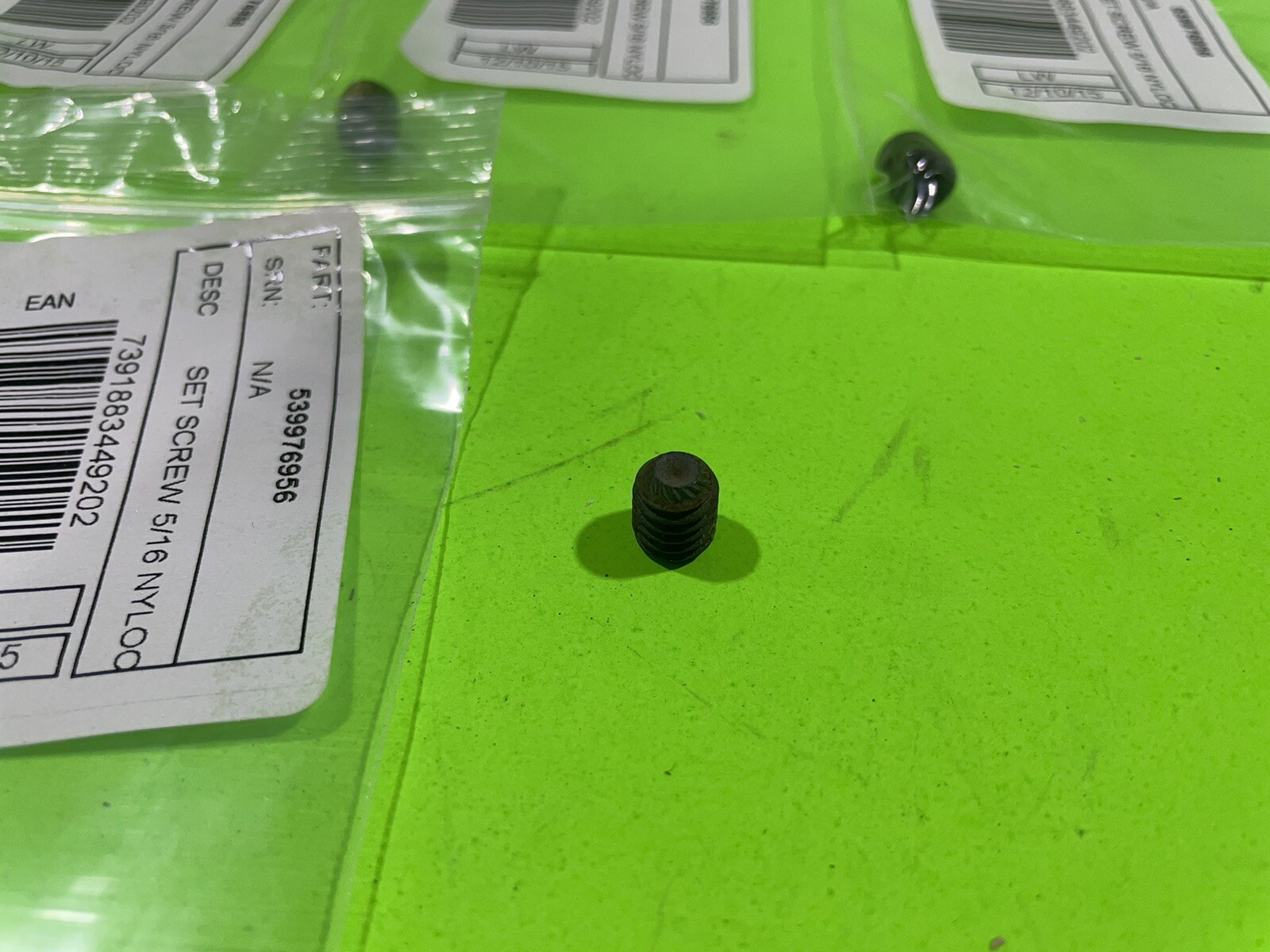 5 Pk Genuine OEM Husqvarna 539976956 Set Screw 5/16 NYLOC