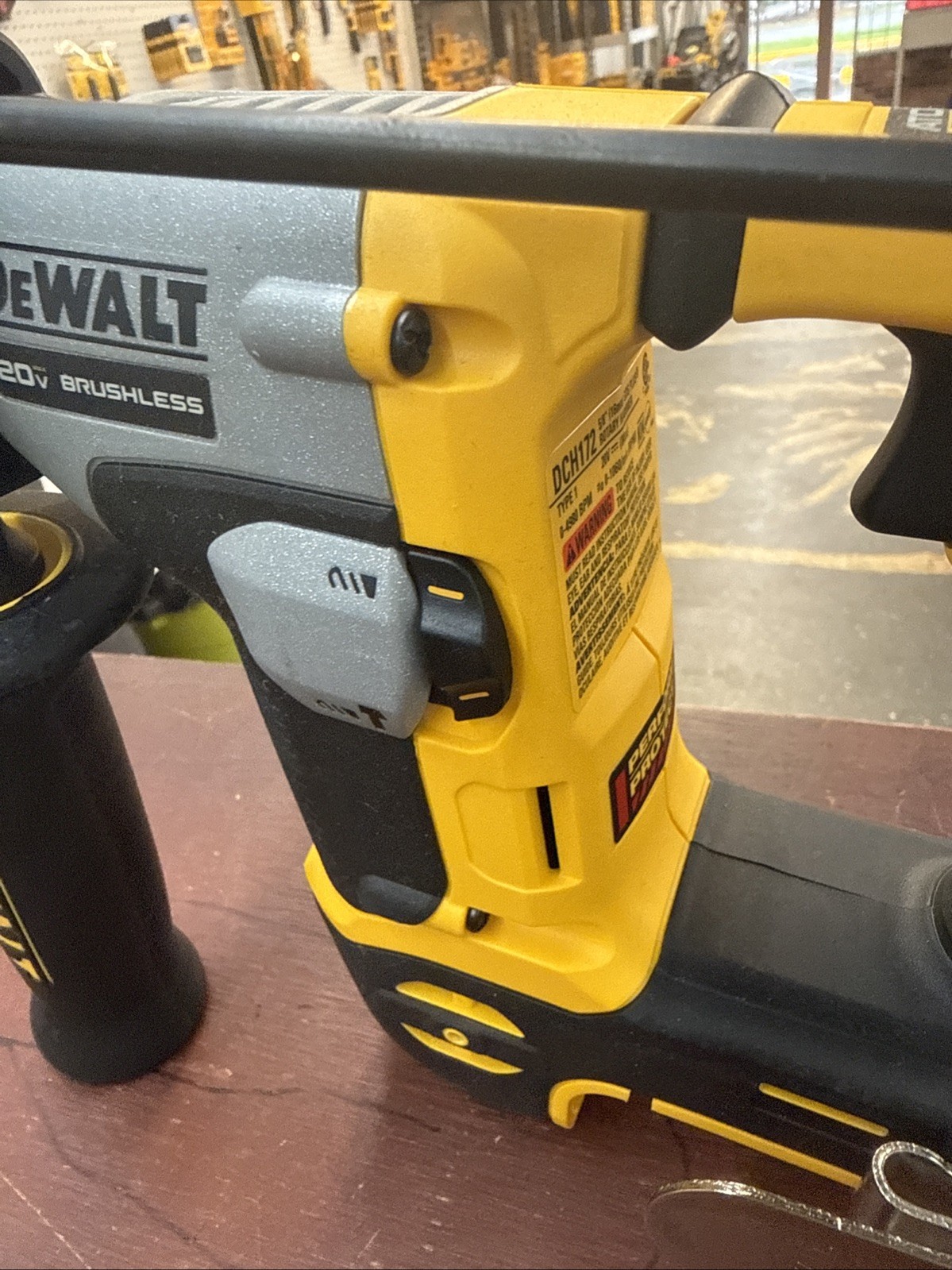 DEWALT DCH172B ATOMIC 20V MAX Cordless 5/8-in SDS+ Rotary Hammer Drill