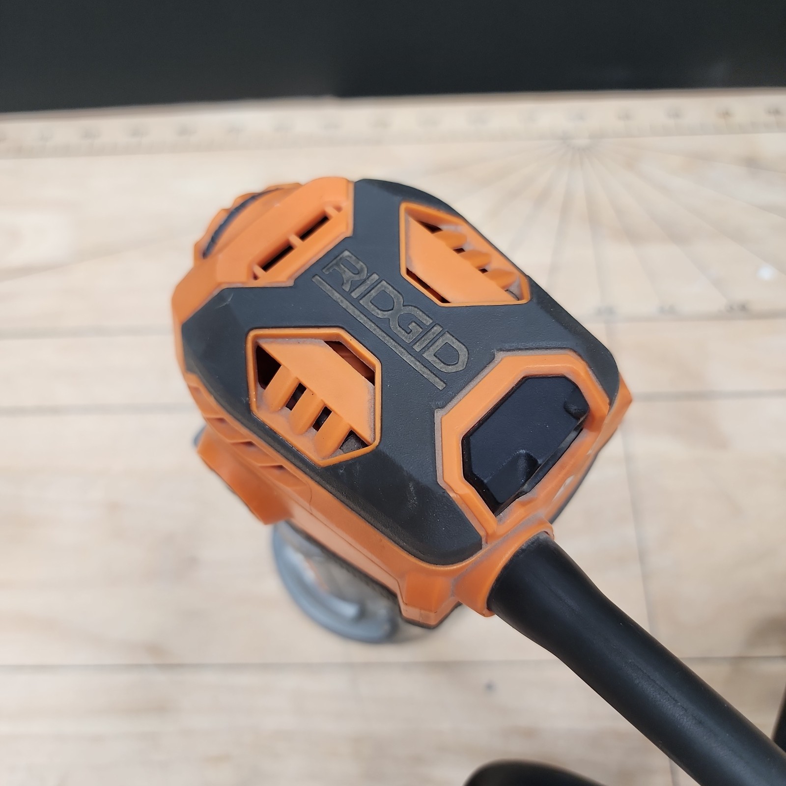 READ DESCRIPTION RIDGID 5.5 AMP Compact Fixed-Base Corded Router R24012