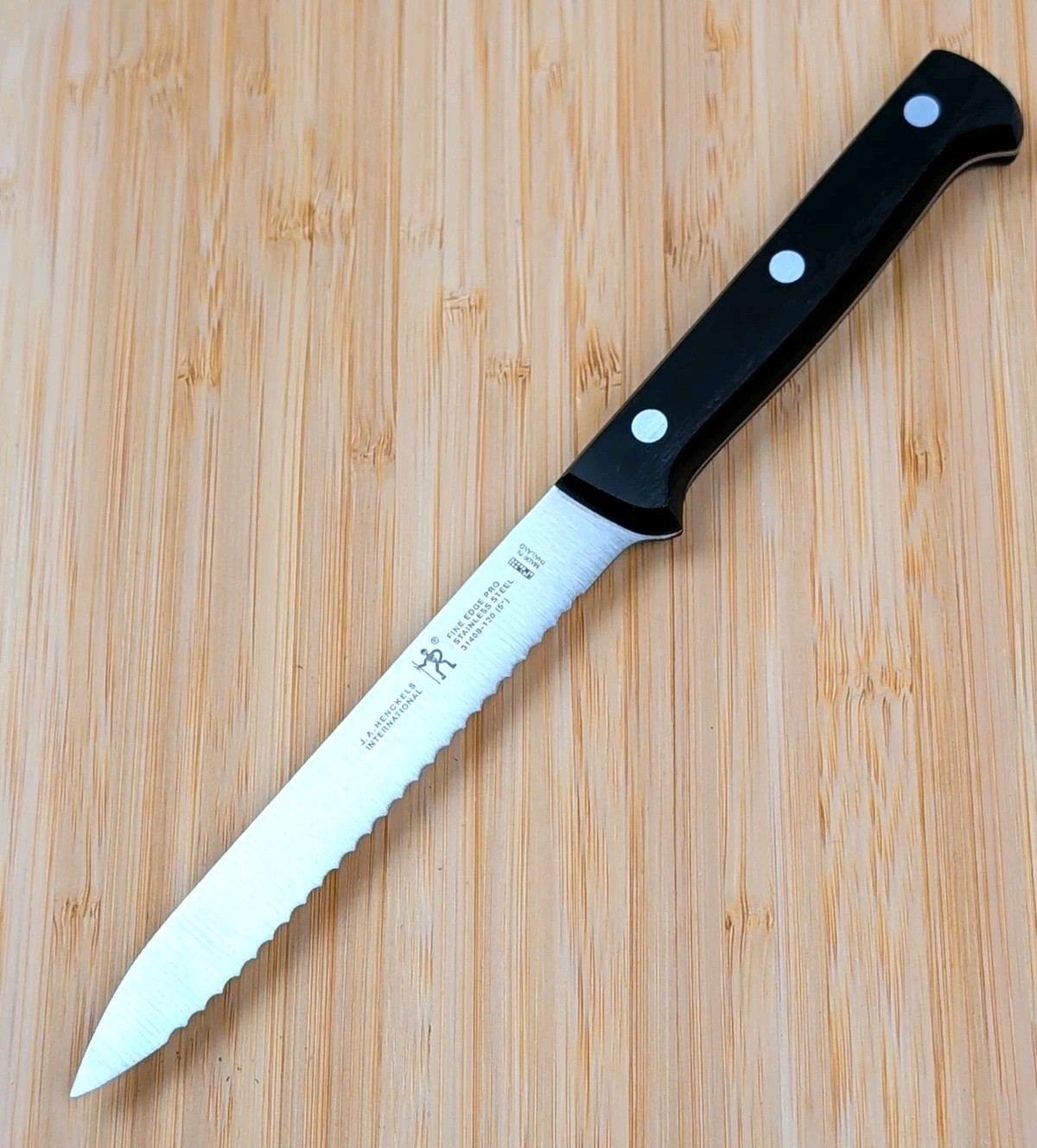 Henckels FINE EDGE PRO 5-in UTILITY Knife, SERRATED, Stainless Steel, 31468-130