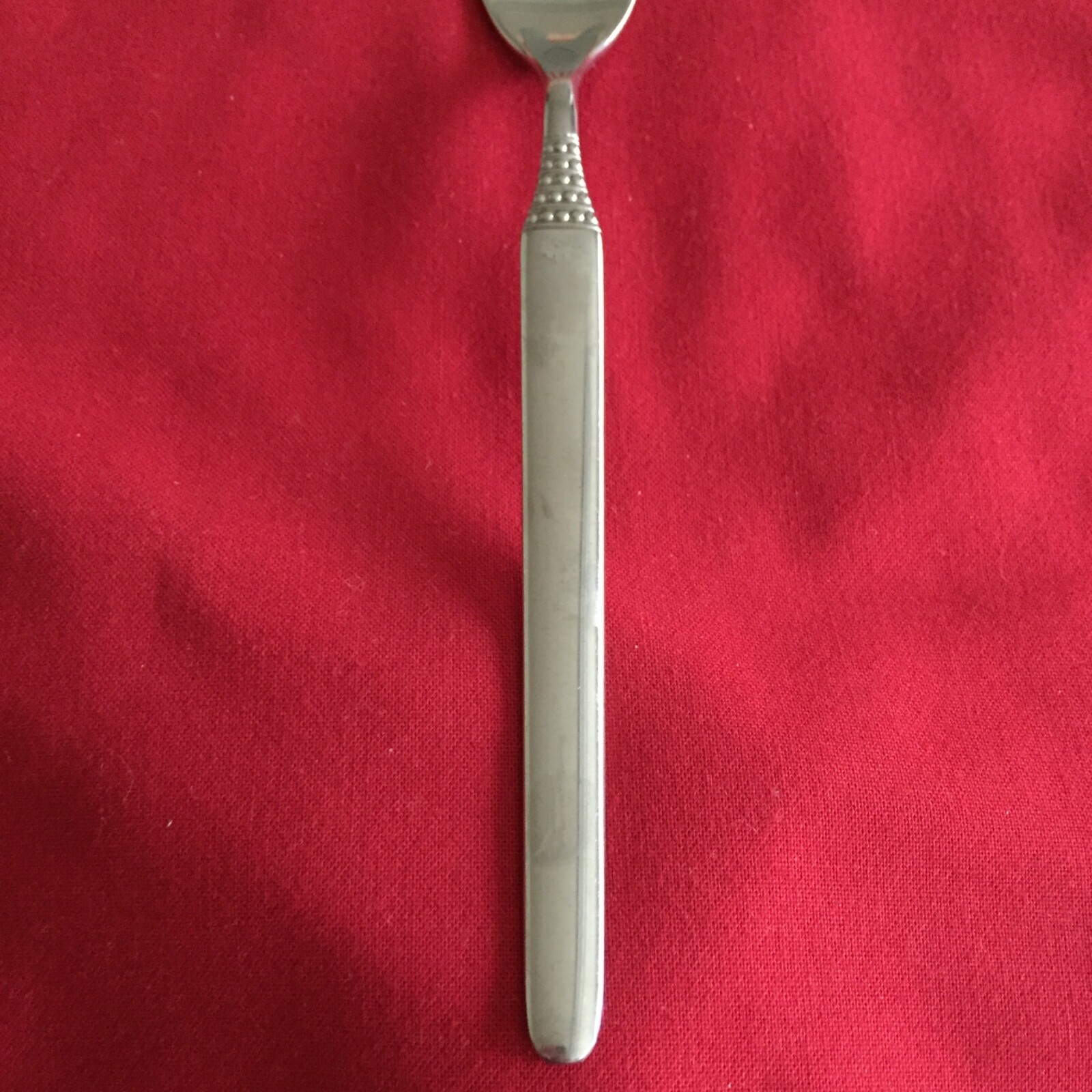 Wilkens Unknown Beaded Bands Slender Handle Salad Fork 7 1/8″ Stainless Steel