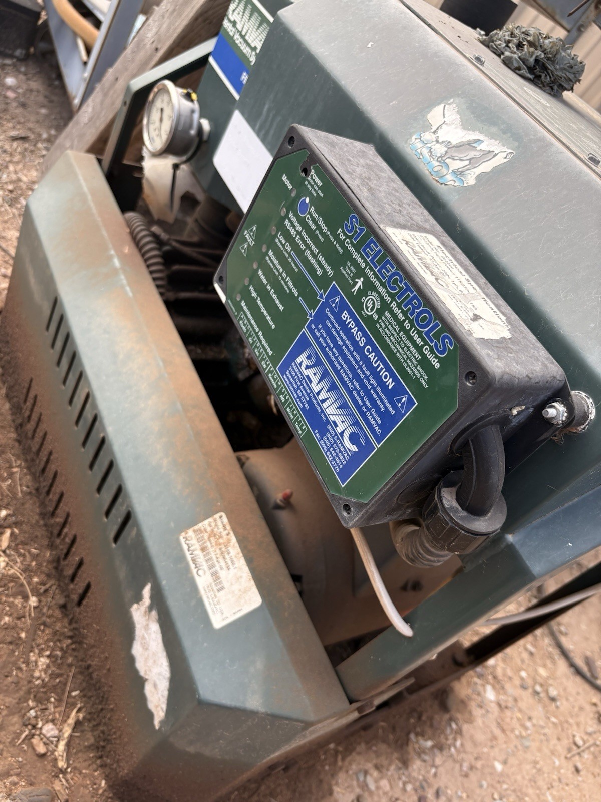 Air compressor