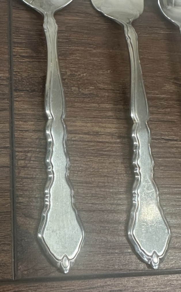 Oneida Community SATINIQUE Stainless Glossy Flatware CHOICE – CHOOSE – EXC (258)