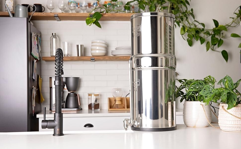 Big Berkey Water System Blemished With 2 Brand New 7″ Ceramic Filters