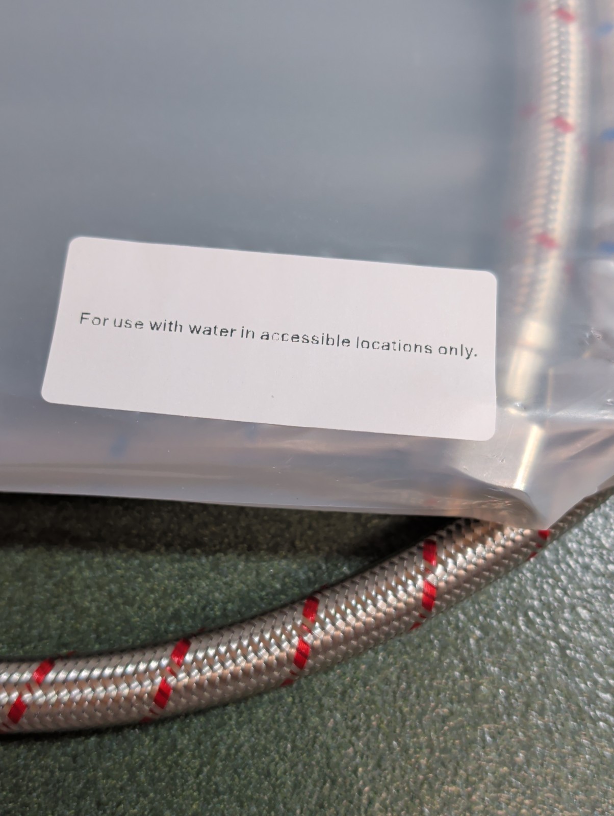 20″ STAINLESS STEEL WATER SUPPLY TUBES (4) 1/2″ COMPRESSION. BRAND NEW