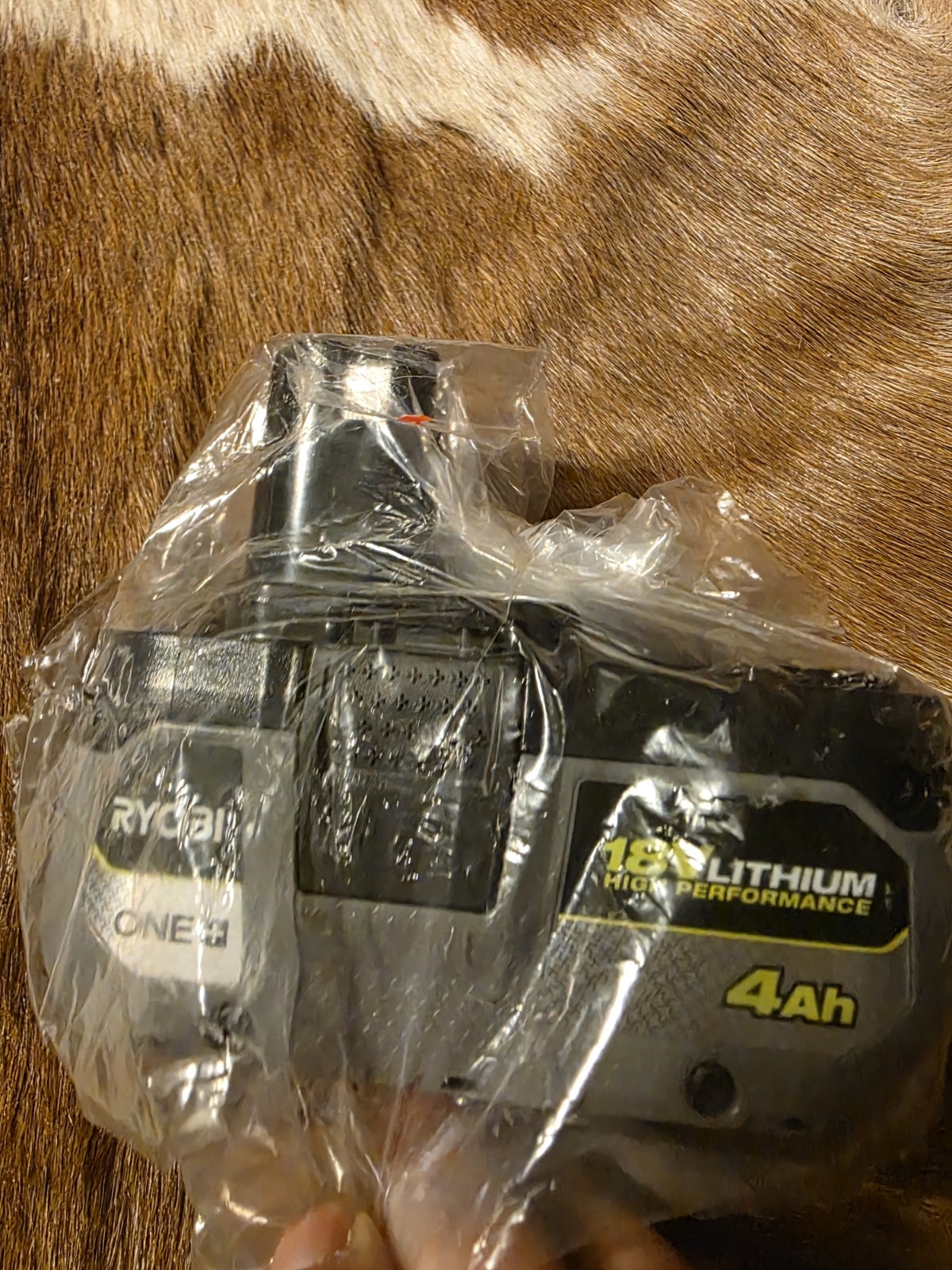 NEW – RYOBI ONE+ 18V 4.0 Ah Lithium-Ion HIGH PERFORMANCE Battery