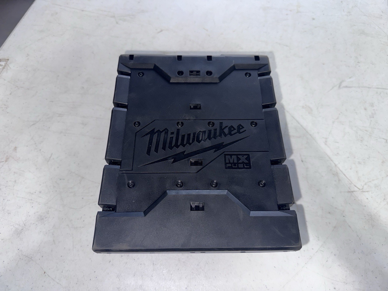 Milwaukee MX FUEL XC406 6.0Ah Li-Ion Battery Pack Black