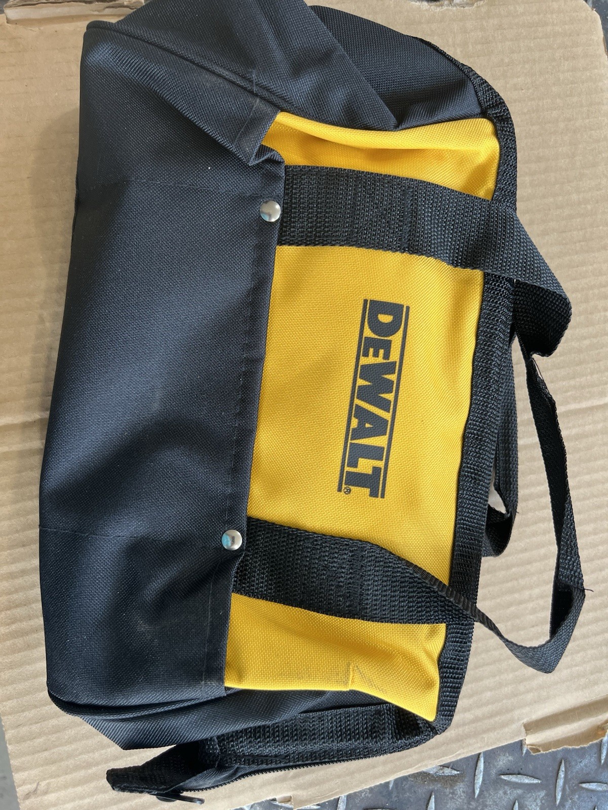 New Dewalt Heavy Duty Ballistic Nylon 13″ Tool Bag ( 1 ). (13” x 10” x 10”)