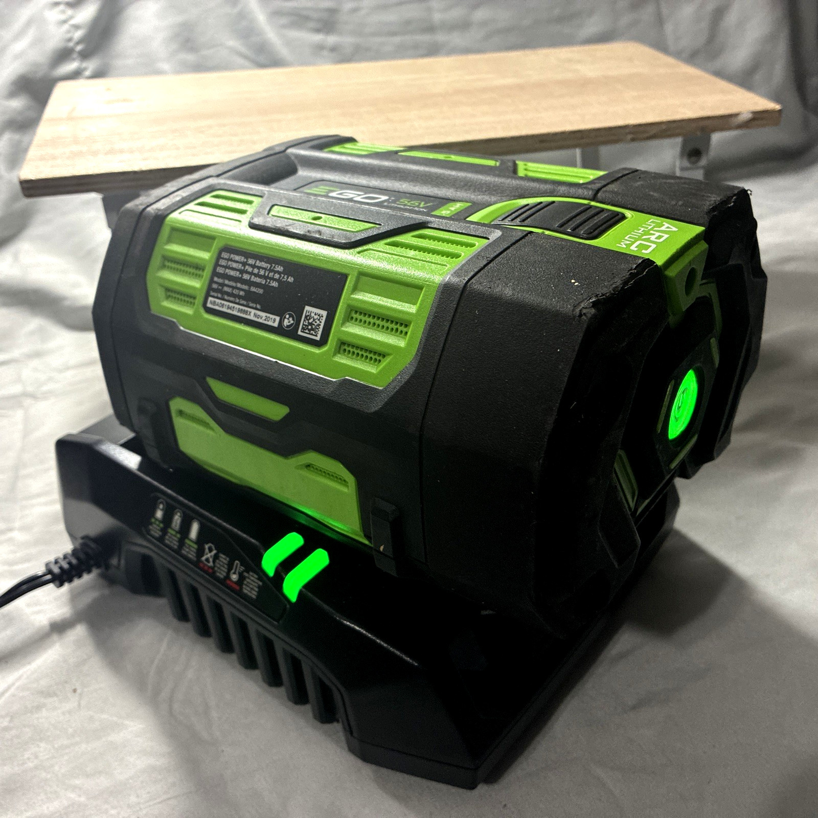 Ego BA4200 56V 7.5Ah Battery AND CH3200 320W Charger