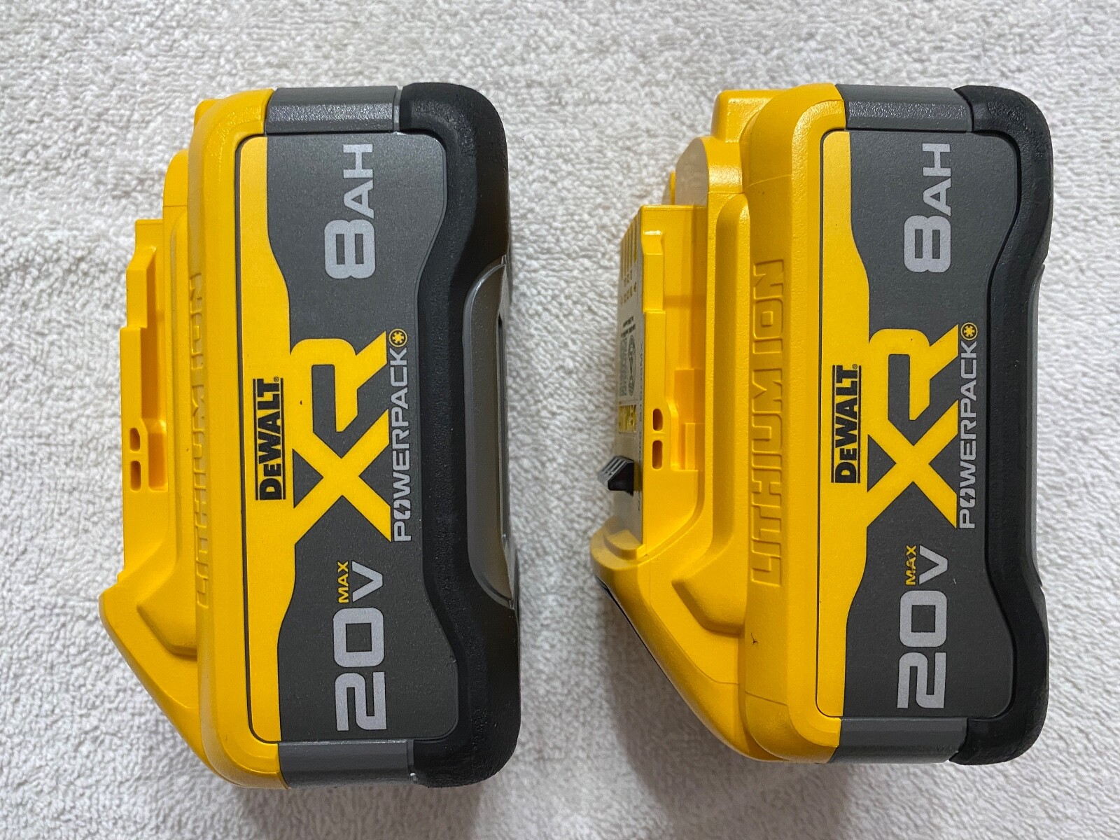 2 New Dewalt DCB2108 Powerpack 20V Max XR 8.0Ah Lithium Ion Batteries DCB2108-2