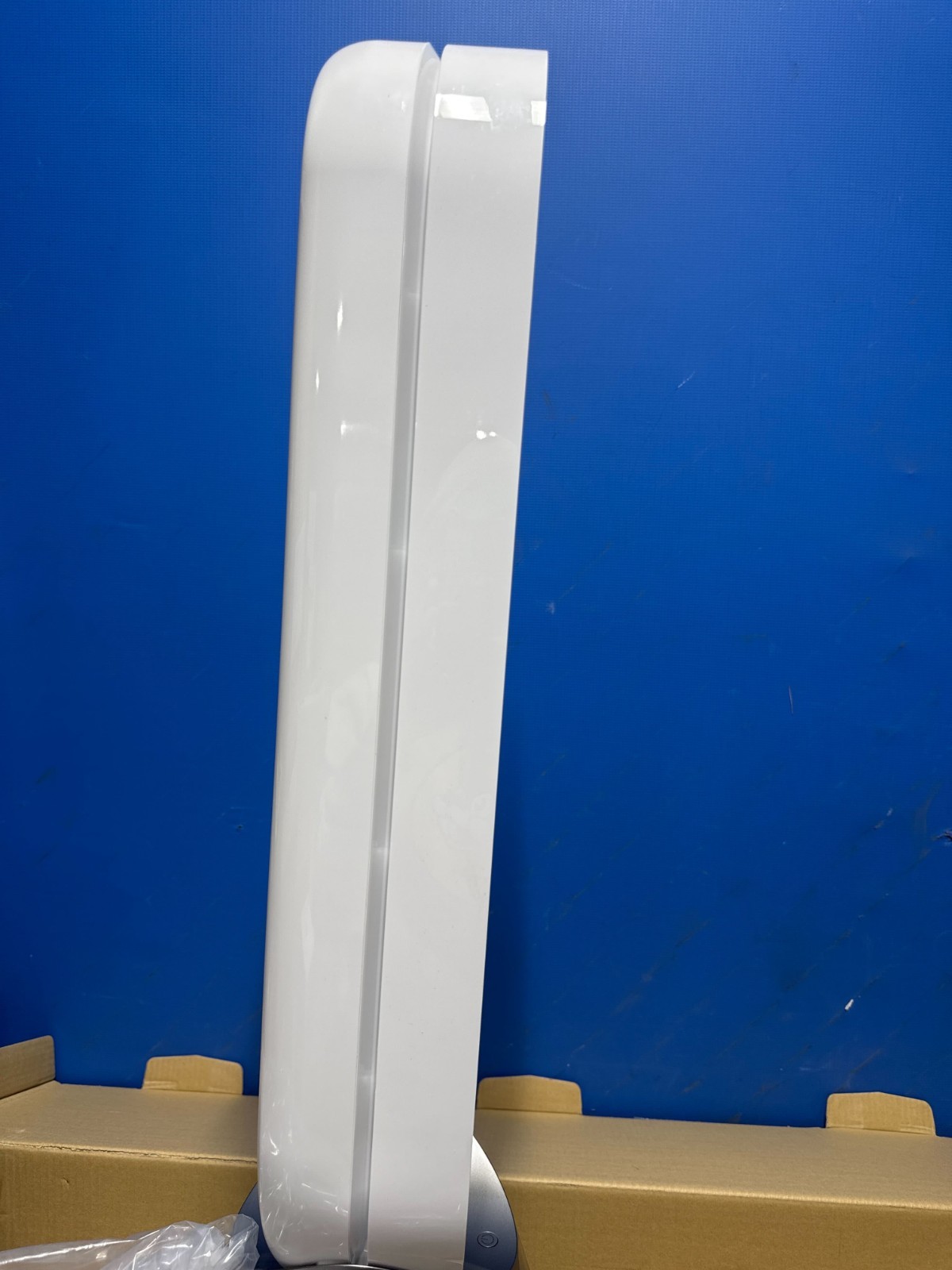 OPEN BOX – Dyson Purifier Cool Gen1 TP10 Tower Air Purifier -664609-01(White)