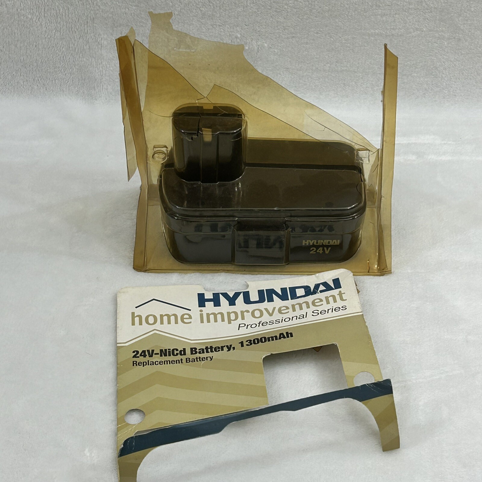Hyundai Home Improvement Professional Series 24V-NICd Battery 1300mAh HHI-TATP-6