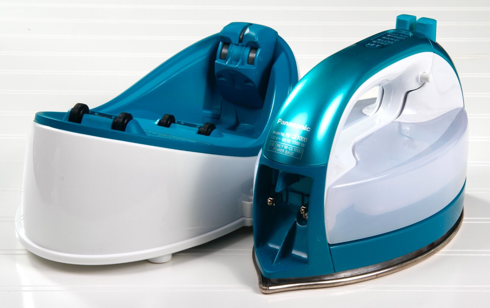 Panasonic NI-QL1000G Teal Cordless Iron Portable Dry Steam 360 Degree Freestyle