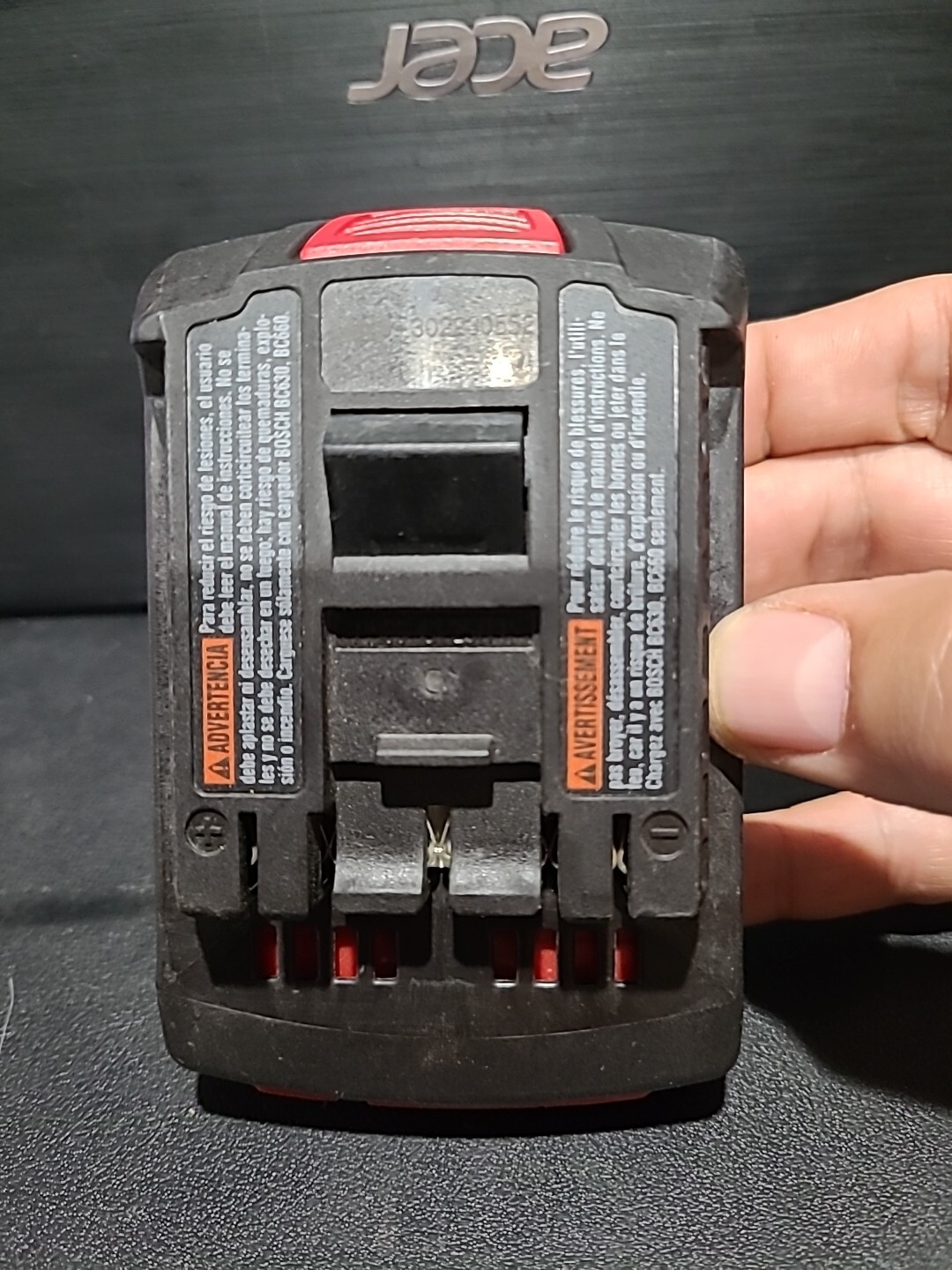 Bosch 18V BAT610G Slimpack Battery Li-Ion HV & BC 660 Charger