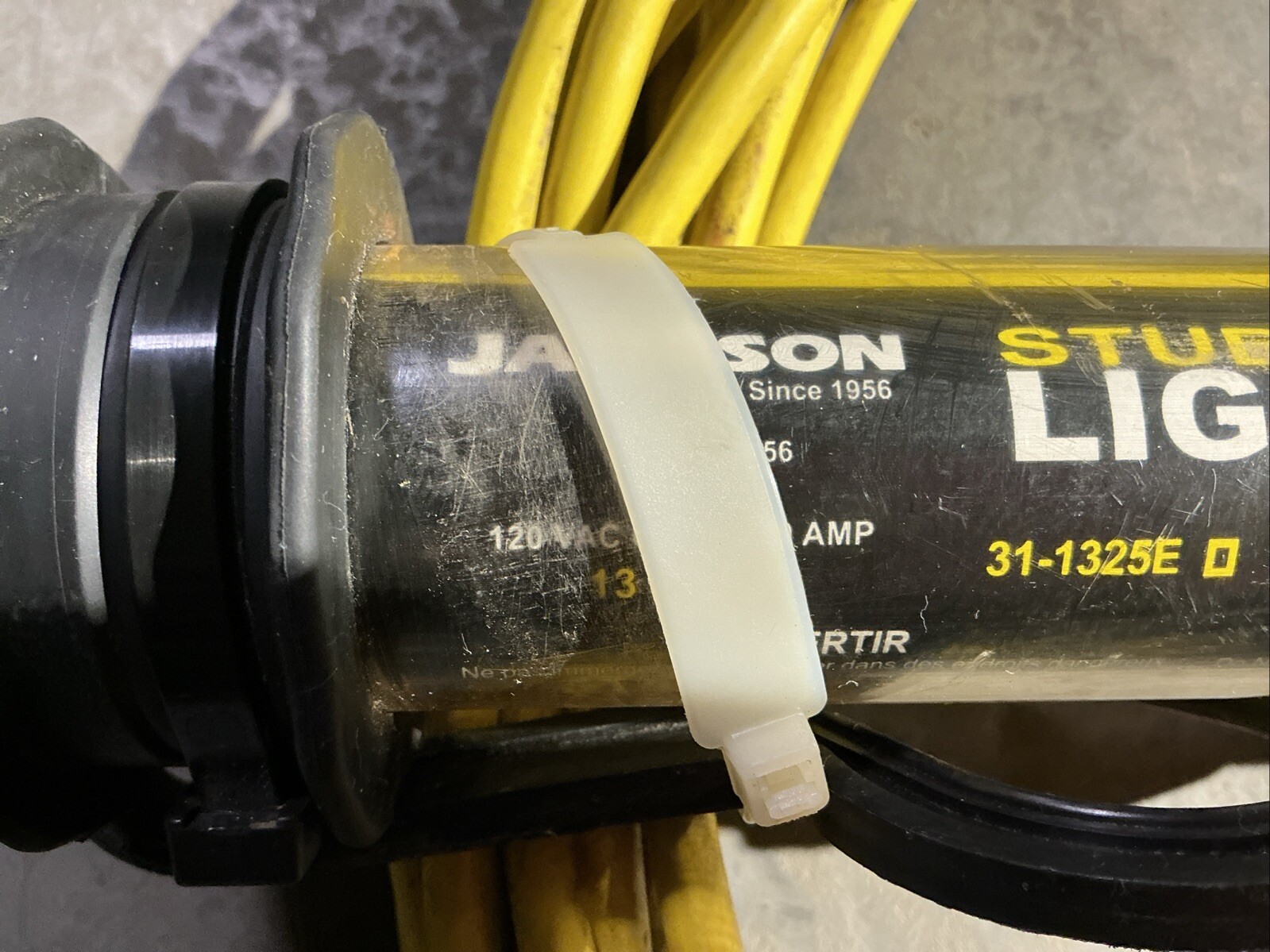 Jameson Corp. Sylvania Stubby Light 31-1350E 13 Watt 25ft Cable