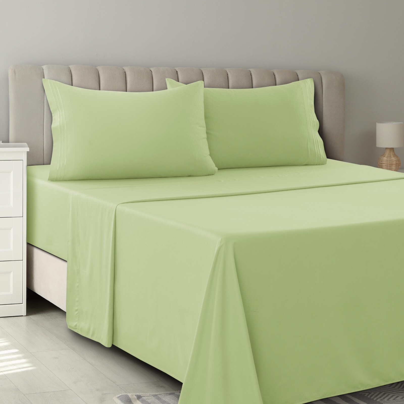 4 Piece Premium Bed Sheet Set Hotel Luxury Ultra Soft Deep Pocket Sheets Set