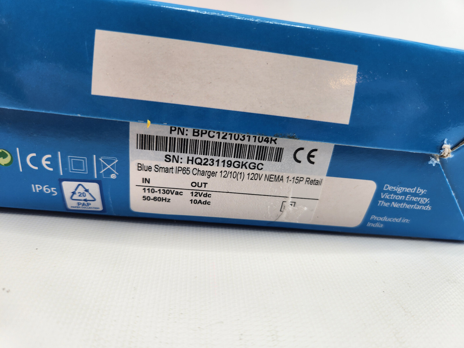 Victron BPC121031104R Blue Smart IP65 Smart Car Battery Charger 12V 10A Energy