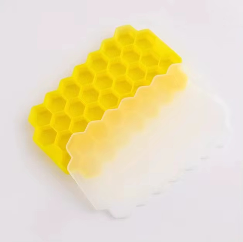 148-Cube Silicone Ice Tray Large-Capacity Reusable Ice Maker Mold with Lid