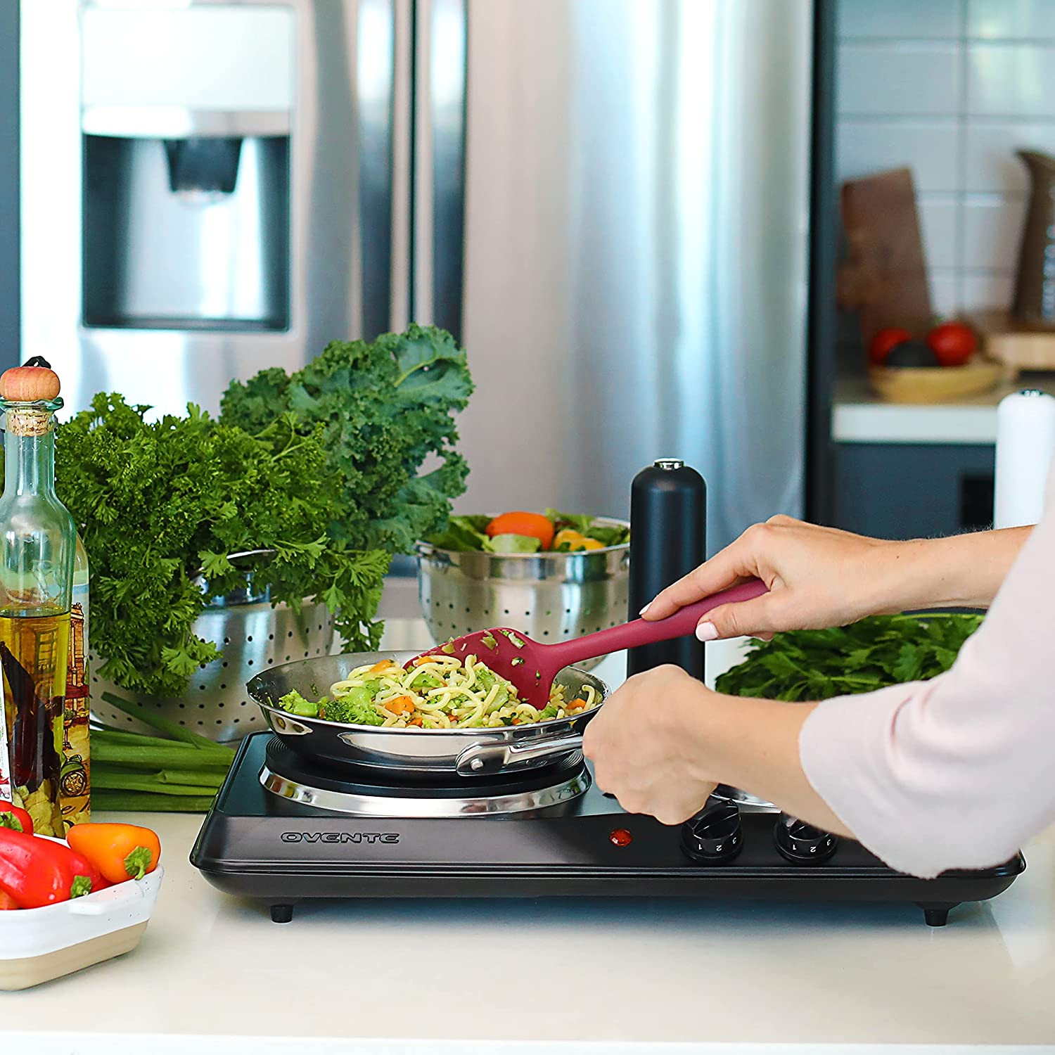 Electric Countertop Double Burner, 1700W Cooktop with 7.25″ and 6.10″ Cast Iron