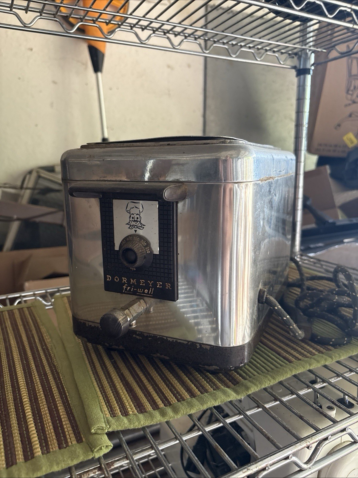 Dormeyer Fri-Well Model 5800 Deep Fryer 1350 Watt For Parts But Never Checked
