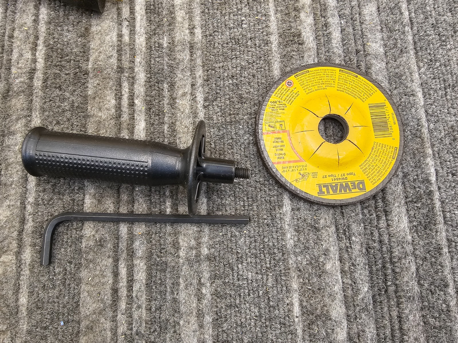 DEWALT DWE4011 18V Small Angle Grinder w/ One-Touch Guard 4-1/2″