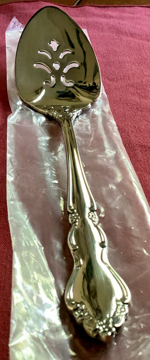 Oneida DOVER Pie / Cake Server 9 1/2″ Unused Vietnam Glossy 18/10 Flatware