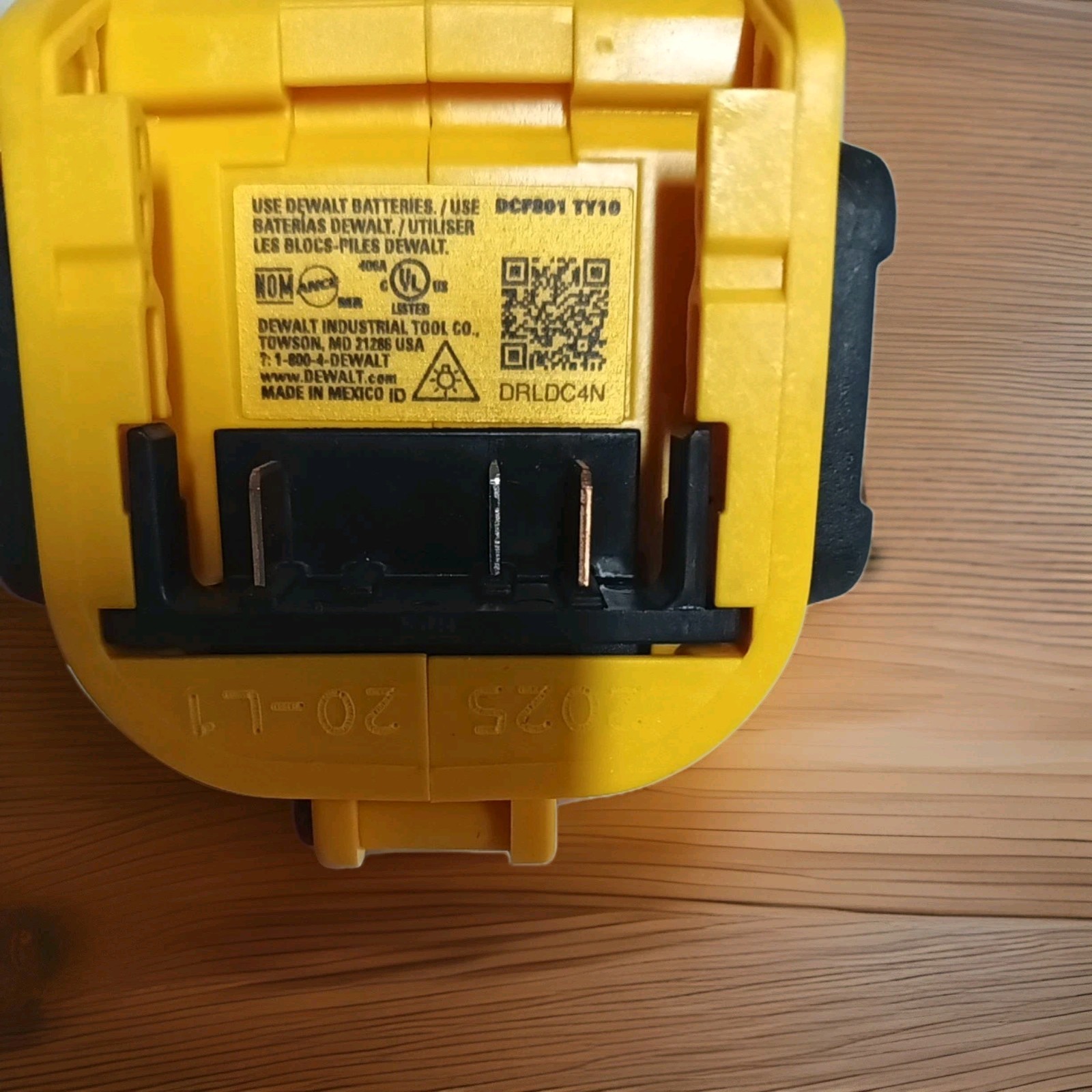 DeWALT DCF801B Xtreme 12V Max 1/4″ Impact Driver 12 Volt (Tool only) New !!!
