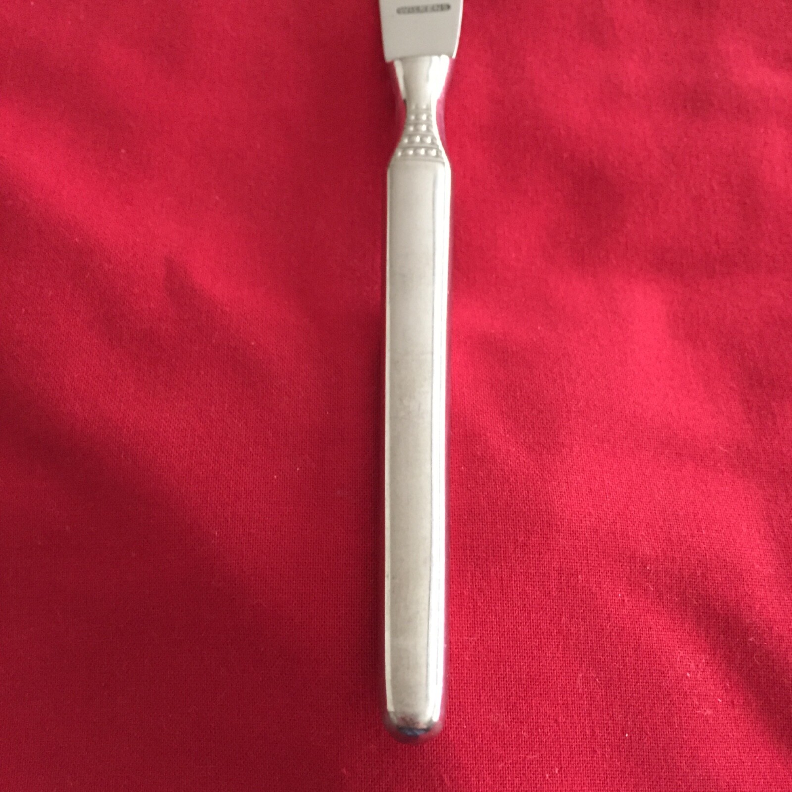 Wilkens Unknown Beaded Bands Slender Handle Dinner Knife 8 1/4″ Stainless Steel