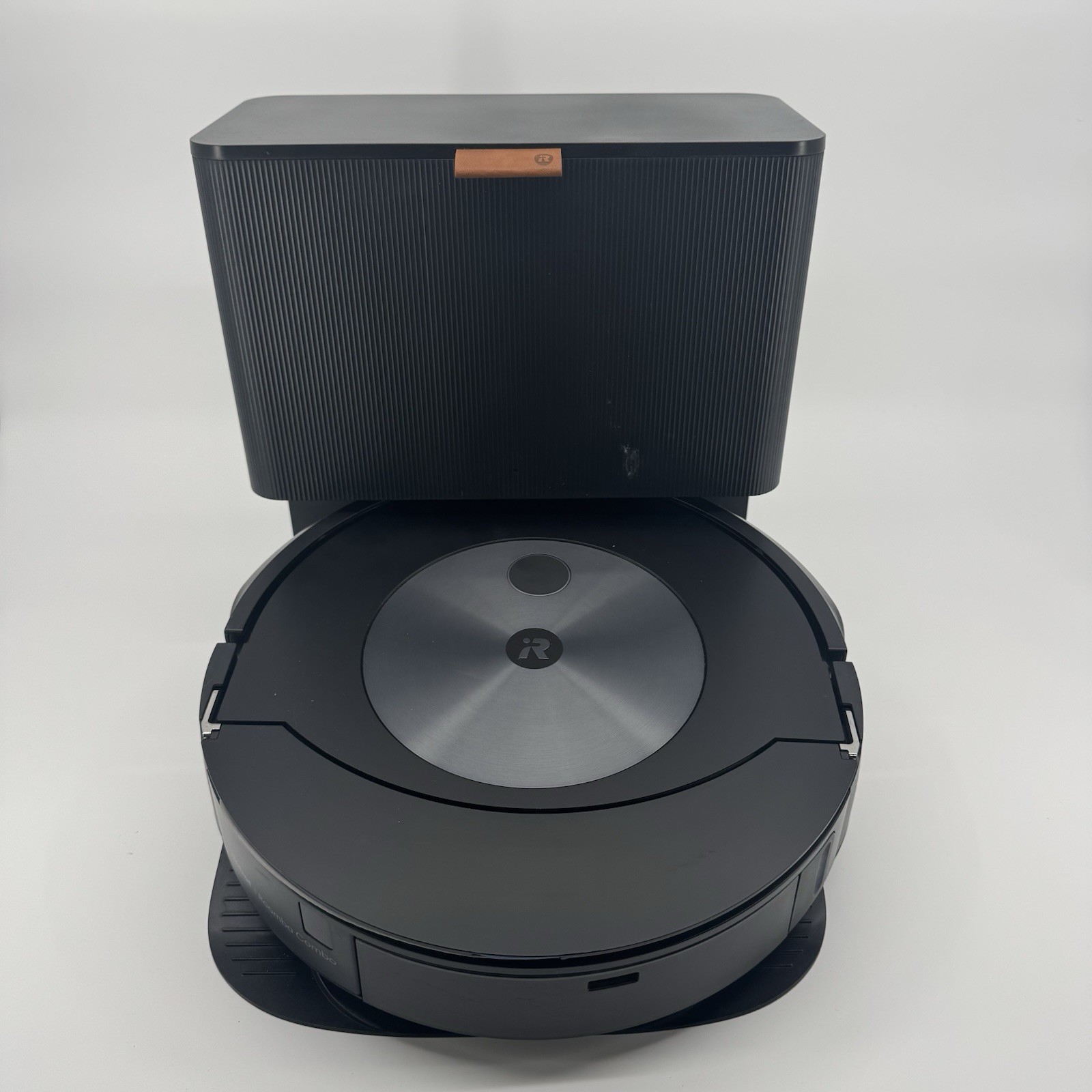 iRobot Roomba Combo j7+ Self-Emptying Robot Vacuum Mop C755020 Tested