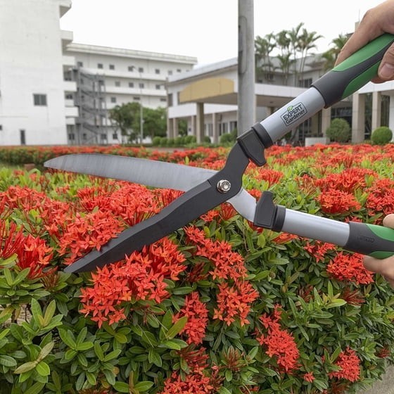 20 Inch Garden Hedge Shears Green and Black Landscape Trimming Scissor