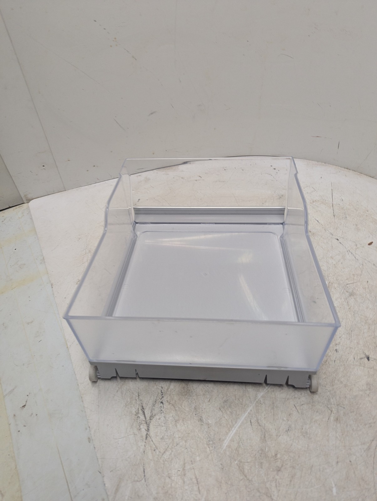 Whirlpool Refrigerator Crisper Drawer W10447491 (Money Back Guarantee)