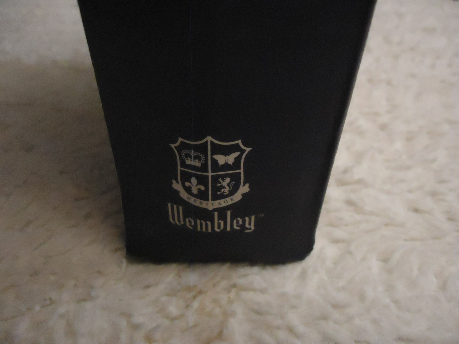 WEMBLY STAINLESS STEEL LIMITED EDITION 64 OZ. FLASK ( new ) (o)