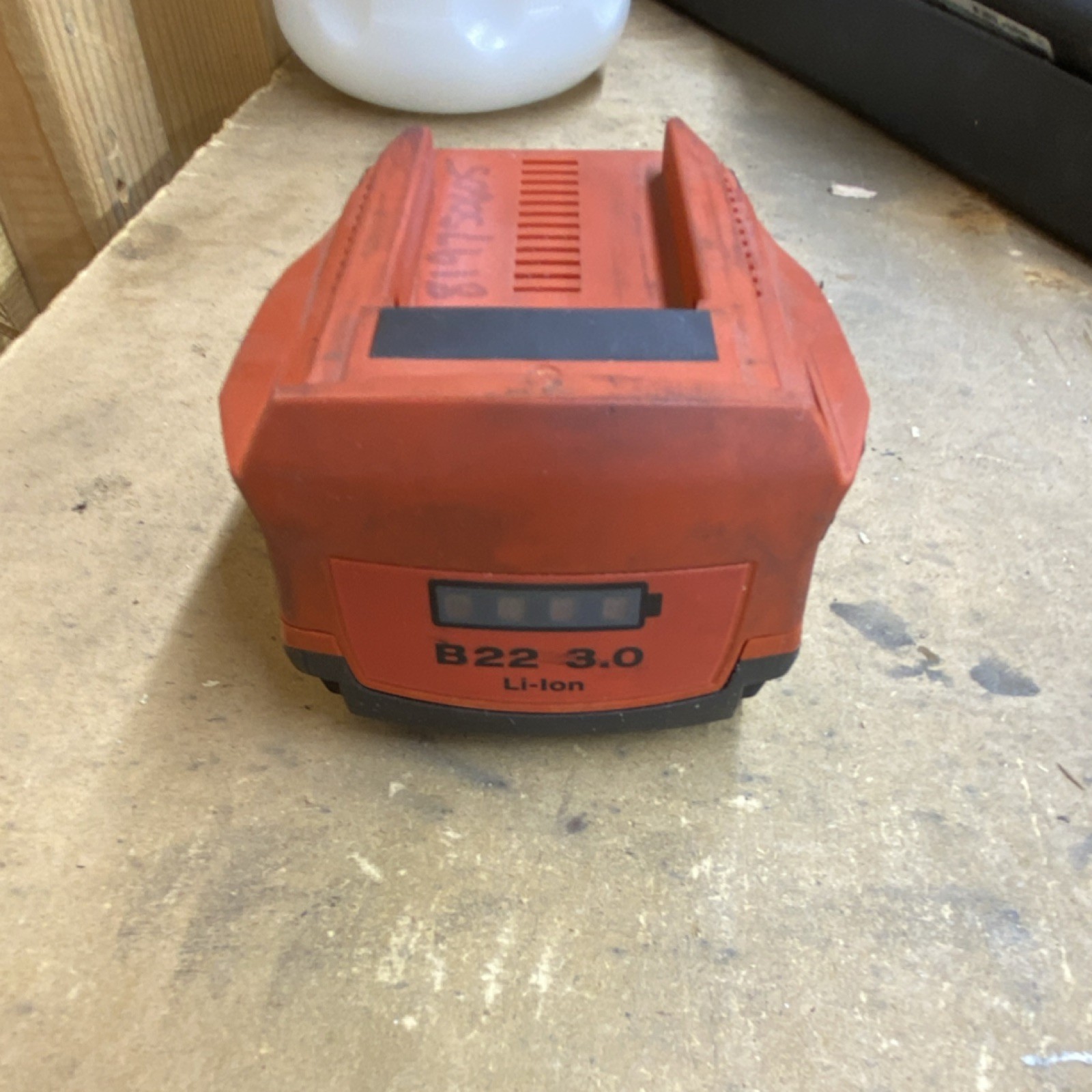 Hilti B 22/3.0 Li-Ion 21.6V 3.0Ah Power Tool Battery Red 819750605 2127539