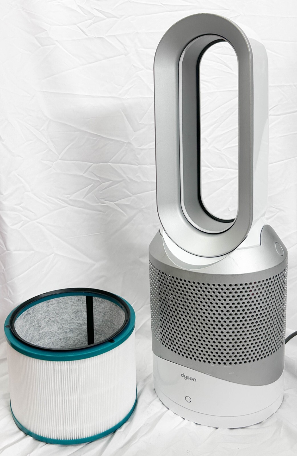Dyson Pure Hot+Cool Heater Fan HP02 Air Purifier w. Remote App – White Silver SR