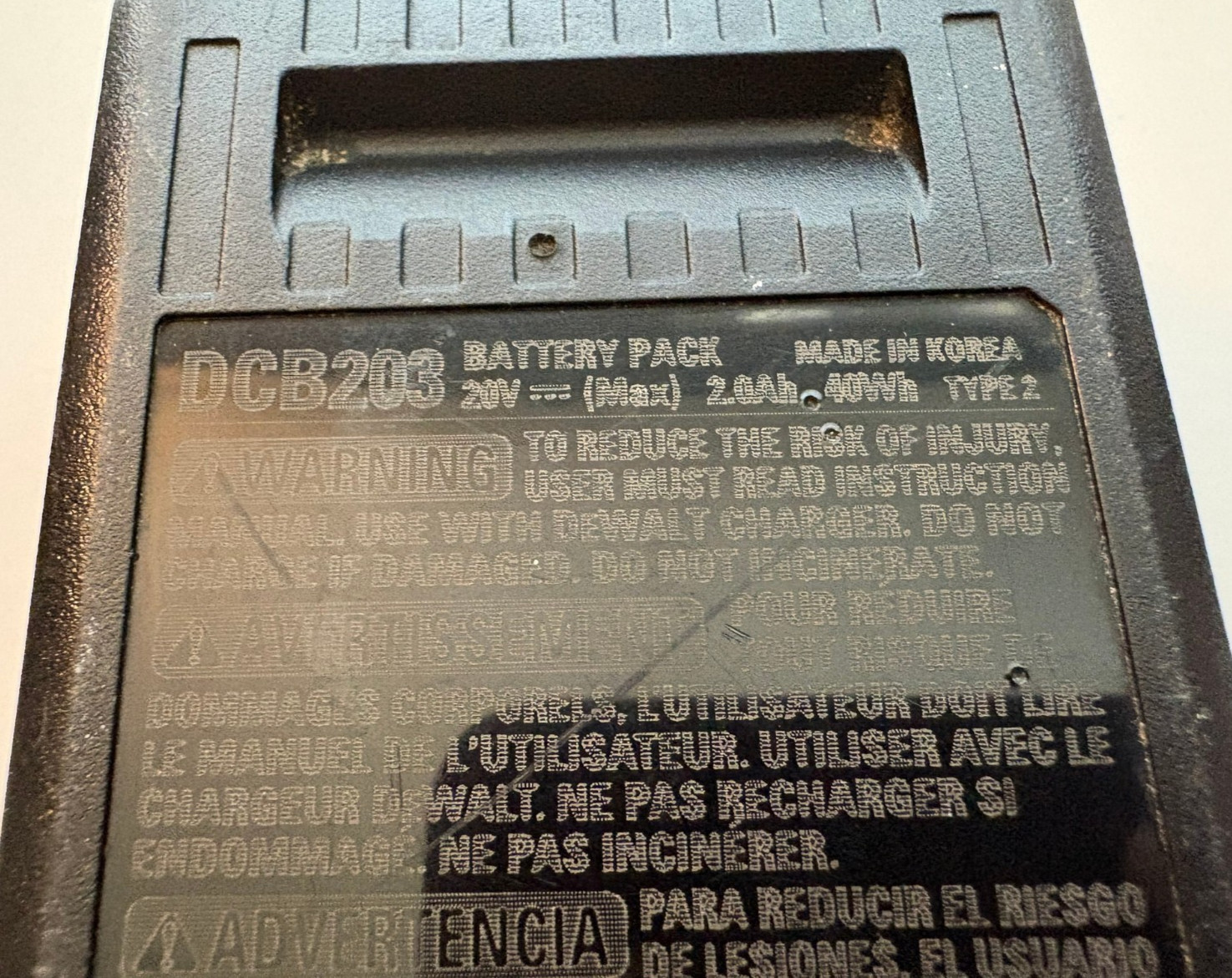 DeWalt DCB203 20V Battery Pack 2.0Ah 40Wh