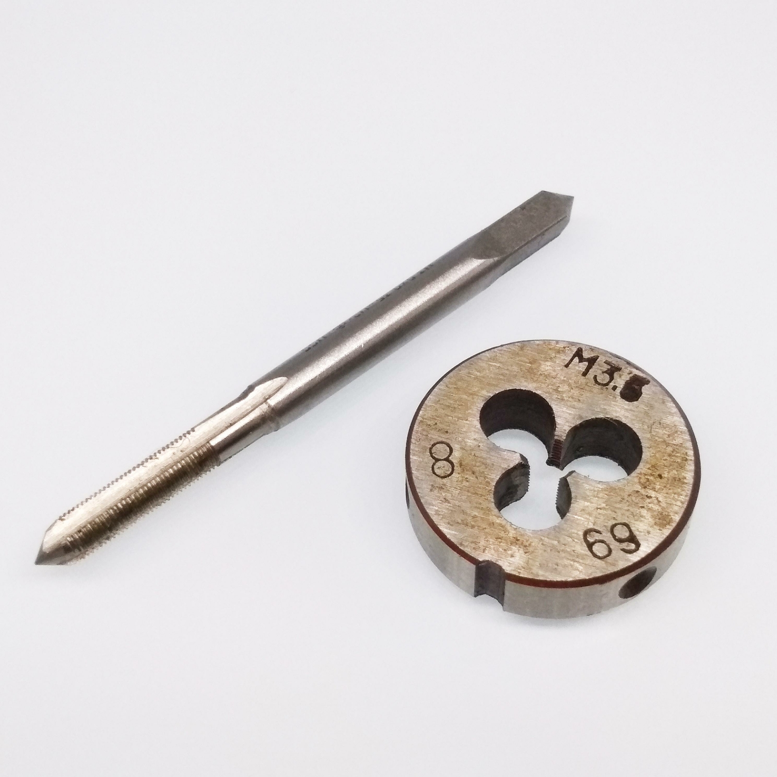 HSS M3.5 x 0.35mm Tap & M3.5 x 0.35mm Die Metric Thread Right Hand