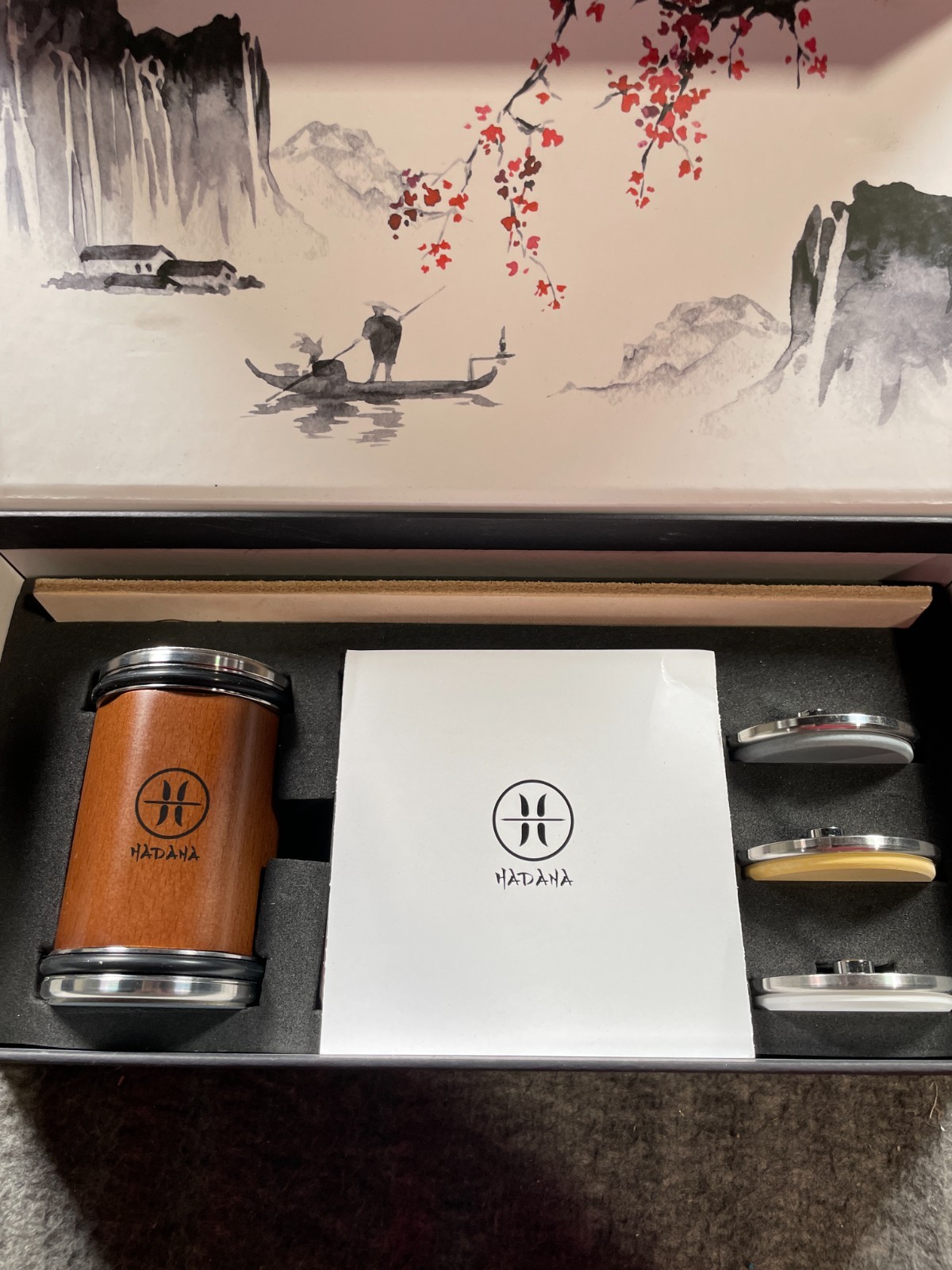 Hadana Pro PREMIUM Knife Sharpener Set – Four Grinding Angles – NIB