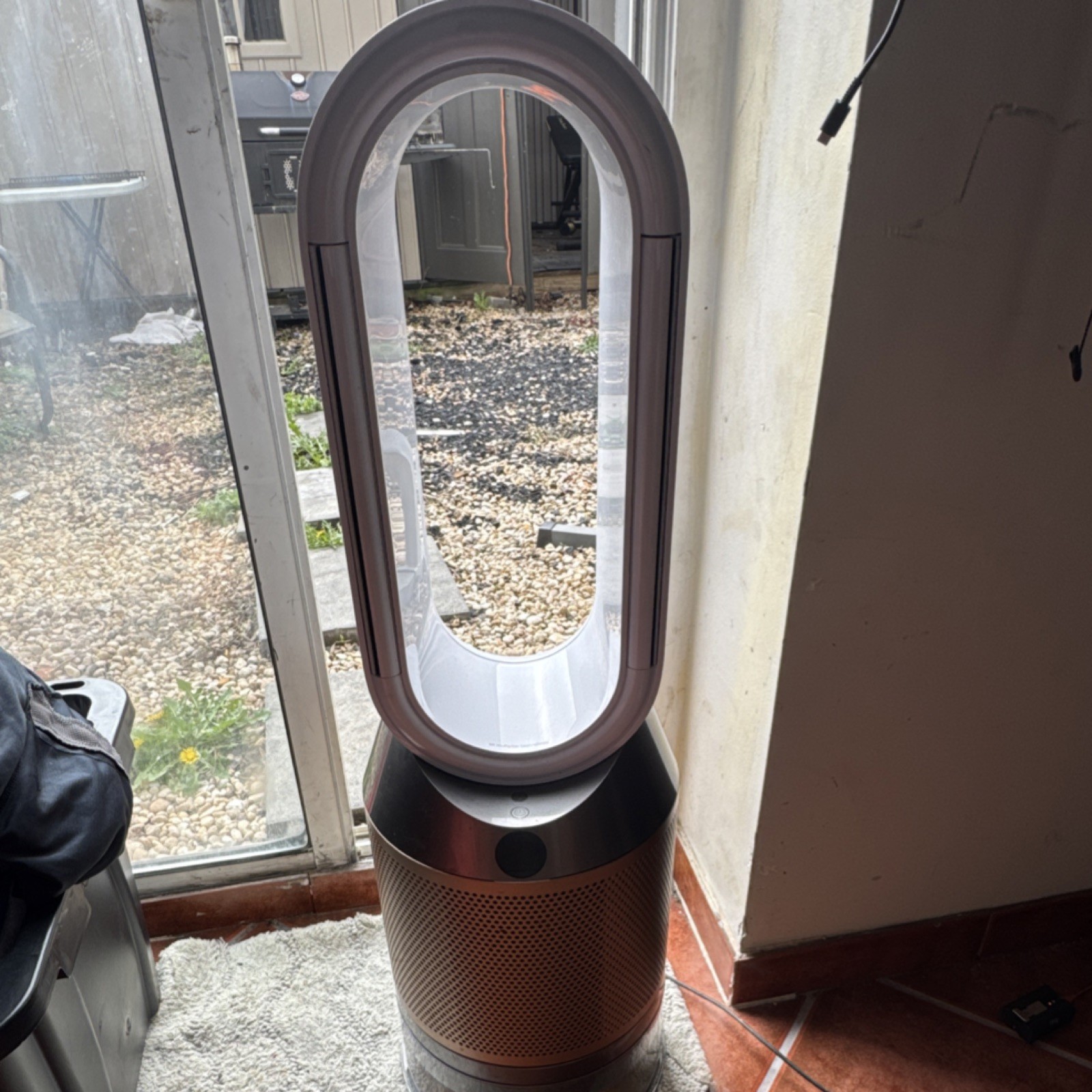 Dyson Pure Cool Tower Bladeless Fan Air Purifier, Remote, White/copper
